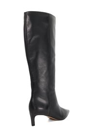 Knee-high black leather boots with a pointed toe and a slim, low heel. Smooth texture with minimal detailing, designed for a fitted silhouette.