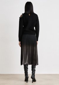 DKNY PULL ON PLEATED OMBRE SKIRT - Rakott szoknya - ash grey