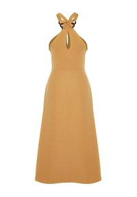 Ärmlös midiklänning i senapsgul med halterneckband och nyckelhålsutskärning, figurnära överdel och A-linjeformad kjol.