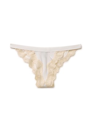 String blanc avec bordure en dentelle beige le long des bords, présenté à plat sur un fond blanc.