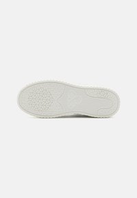Hummel DERBY COURT LC JR - Tenisky - black/white