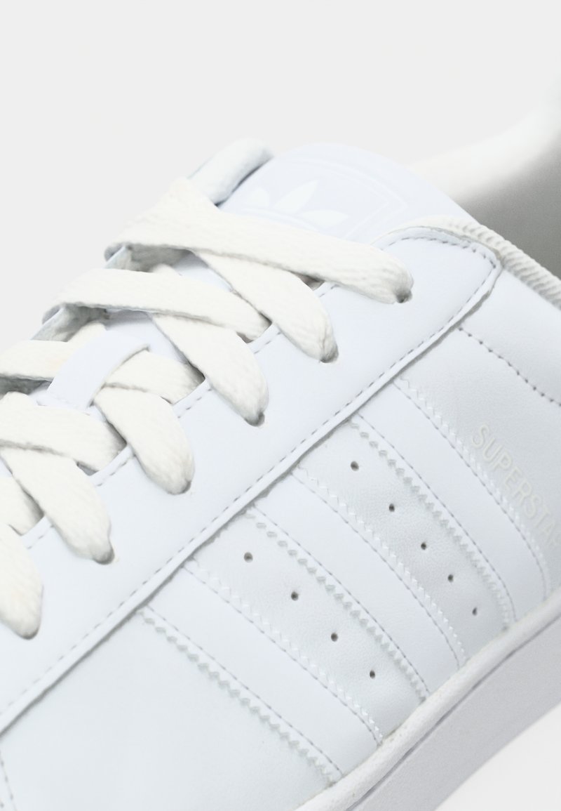 adidas gazelle silver green womens adidas Galaxy 7 Men's Running Shoes White
