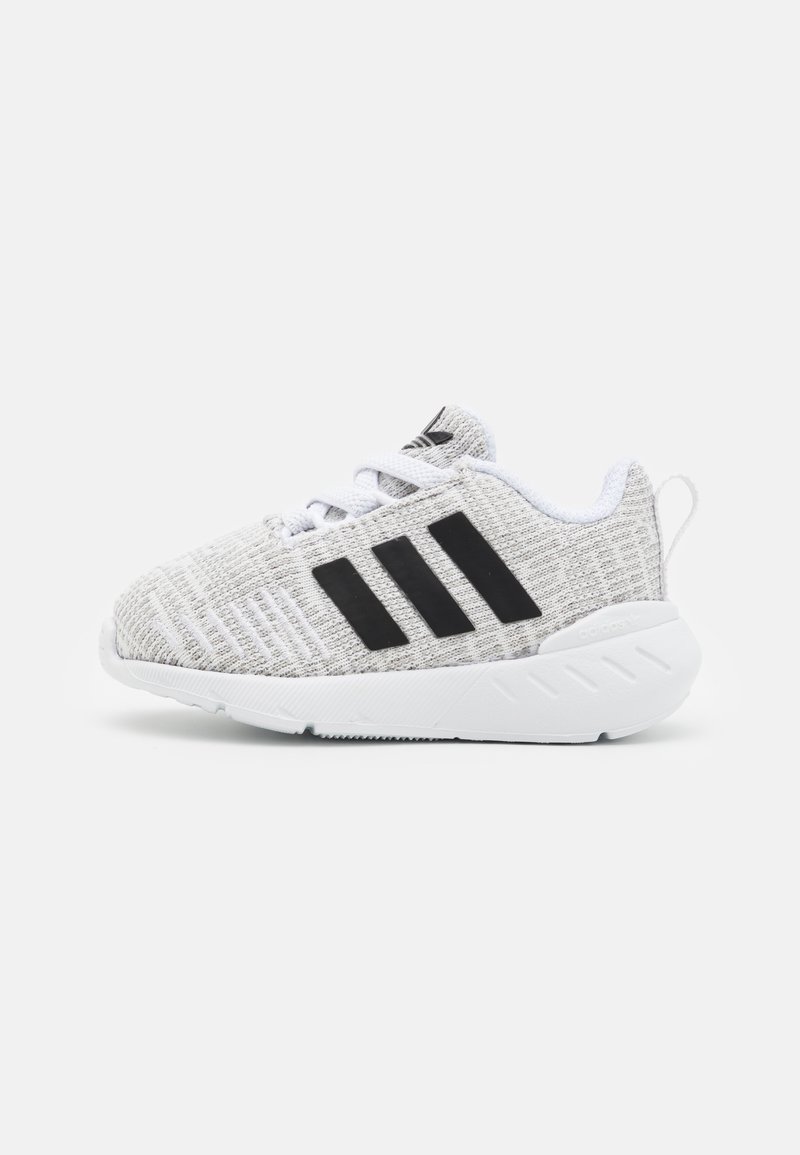 adidas Originals SWIFT RUN 22 UNISEX - Sneakers basse - footwear white/core black/grey two