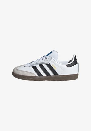 Baskets basses - cloud white core black gum