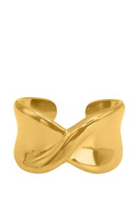 Gouden vergulde manchettenarmband met een verstrengeld golfontwerp; gladde textuur, gepolijste afwerking en open uiteinden voor een verstelbare pasvorm.