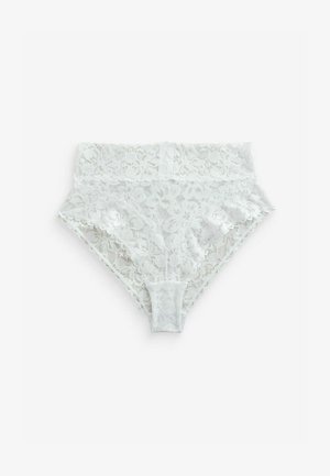 Witte kant hipsteronderbroek met bloemenpatroon, gegolfde tailleband en zachte transparantie. Zijdezachte textuur overal.