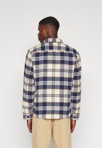 Selected Homme SLHLOOSEPABLO OVERSHIRT - Krekls - sky captain/navy