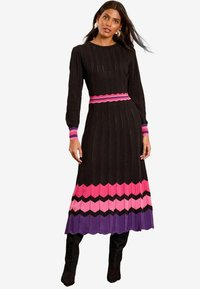 REGULAR FIT - FINE GAUGE PLEATED MIDI  - Jumper dress - black