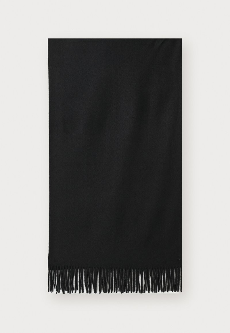 Zwarte sjaal met franjes aan de uiteinden; gemaakt van een zachte stof en heeft een gladde textuur. Rechthoekige vorm, geschikt voor verschillende style-opties.