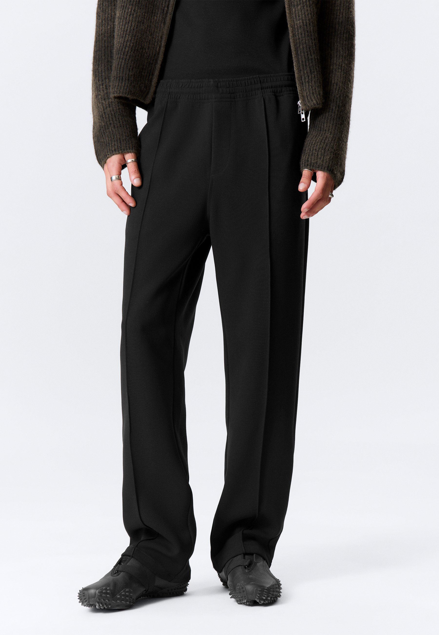Weekday KEN TRACKPANTS - Stoffhose - black/schwarz - Zalando