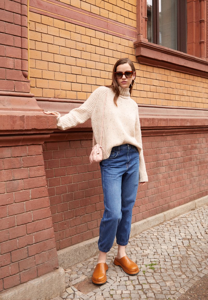 FRAME LOUNGE JEAN Relaxed fit jeans seafarer/blue denim Zalando