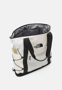 The North Face BOREALIS TOTE UNISEX - Bevásárlótáska - gardenia white/black