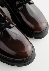Next FOREVER COMFORT - Šněrovací kotníkové boty - dark red