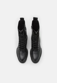 Emporio Armani Botines con plataforma - black