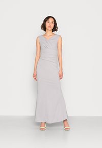 WAL G. MORGAN OFF THE SHOULDER CROSS MAXI DRESS - Roupa de cerimónia - pearl grey