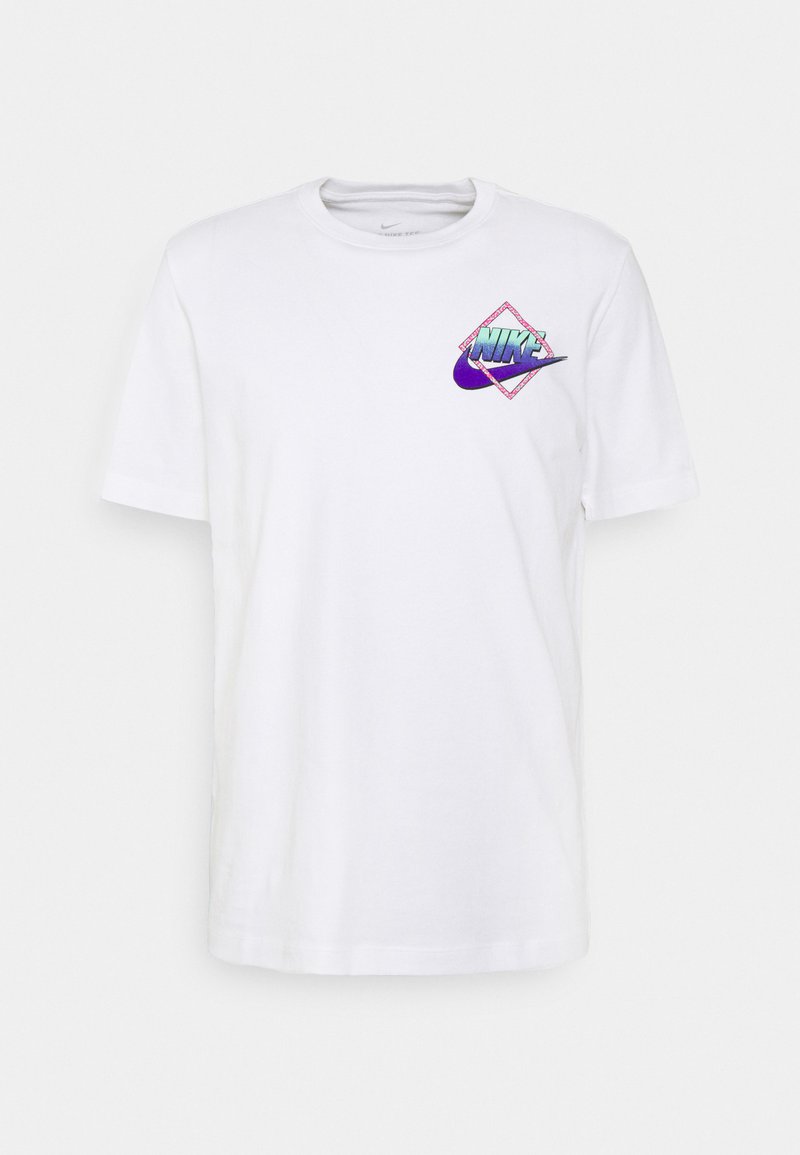 Nike Sportswear Tee Beach Rollerblader T Shirt Z Nadrukiem White Bialy Zalando Pl Nike Sportswear Tee Beach Rollerblader T Shirt Z Nadrukiem White Bialy Zalando Pl