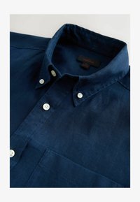 Sélectionné, navy