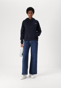 Guess Jeans AMERICAN TRAD - Felpa - daring ocean