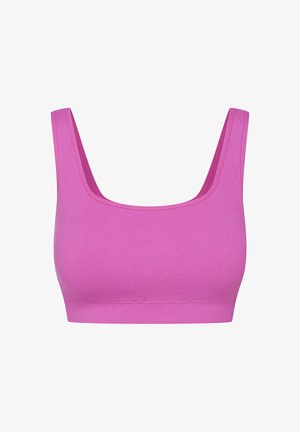 Różowy, prążkowany top crop z szerokimi ramiączkami i kwadratowym dekoltem. Posiada gładką teksturę oraz elastyczny dolny pas dla komfortu.
