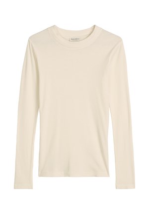 Langärmliges, cremefarbenes, geripptes Strickoberteil mit Rundhalsausschnitt, vor weißem Hintergrund dargestellt.