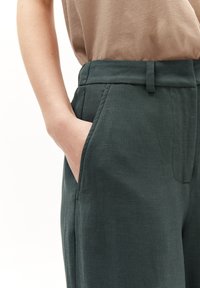ARMEDANGELS CAARUNUS LINO - Broek - space steel