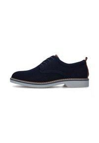 Scarpe stringate in maglia blu navy con una parte superiore texturizzata, dettagli in pelle color tan e una suola in gomma grigio chiaro con un bordo cucito.