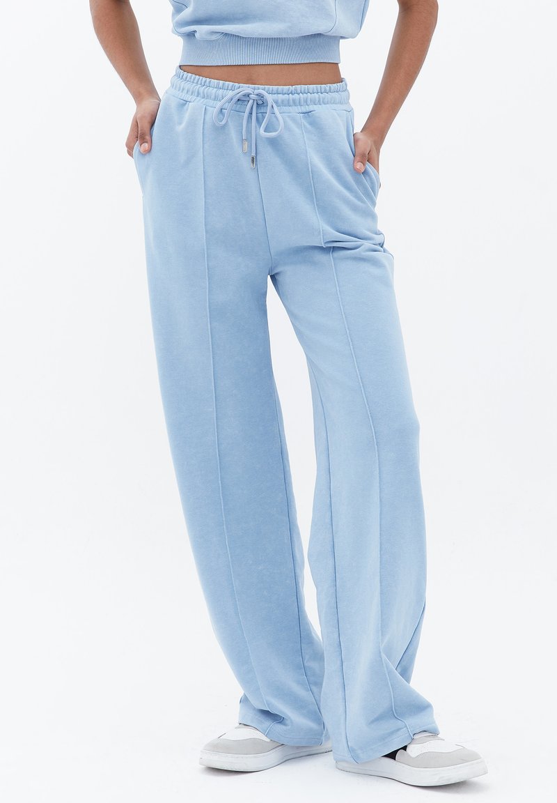 OXXO HOHE TAILLE MIT BEIN DETAILS - Trainingsbroek - glacier lake