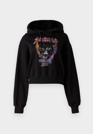 Mustat lyhyet crop-hupparit, jotka on valmistettu puuvillasta ja joissa on edessä pantheria esittävää grafiikkaa värikkäillä korostuksilla ja teksti "Sauvage Versace Jeans Couture."