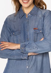 Lee Cooper CENTA niebieski denim