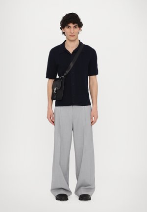 CAPE TOWN FLAT CROSSBODY UNISEX - Cross body bag - black