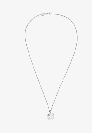 Silberne Kettenhalskette mit einem runden Anhänger mit strukturierten Oberfläche und einem kleinen Kreuzakzent, das ein minimalistisches Design präsentiert.