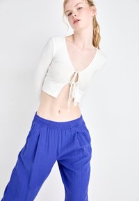 GAP WIDE LEG EASY PANT GAUZE - Pantalon classique - dazzling blue