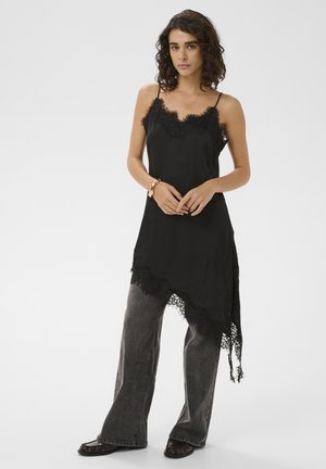 THILDE - Dnevna obleka - black deep cc