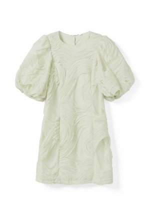 Heleroheline lühike kleit tekstuurse lainelise mustriga ja puffermuhvidega. Omab ümarat kaelust ja peent kogumist külgedel.