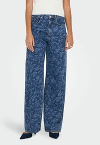 ONLY Džinsi ar paplatinātiem galiem - medium blue denim
