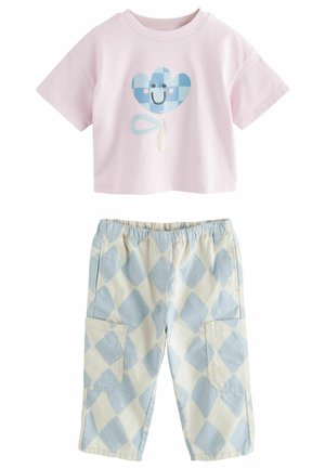 REGULAR FIT - UNISEX- T-SHIRT AND TROUSERS SET . - Tygbyxor - blue lilac