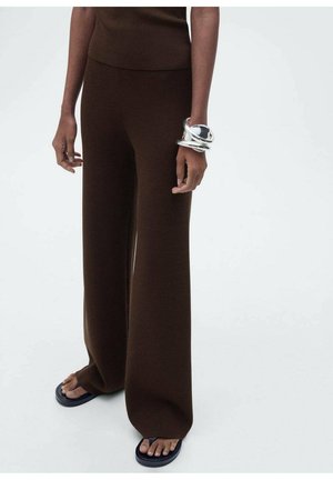 Mango SESETE - Stoffhose - chocolate