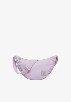 Lilafarbenes Nylon-Slingbag mit geschwungener Form, verstellbarem Tragegurt, Reißverschlussverschluss und kleinem geprägtem Logo. Glatte Textur mit dezentem Glanz.
