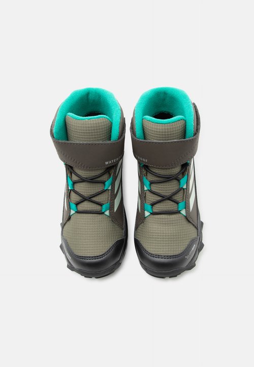 adidas TERREX SNOW CW K UNISEX - Winter boots - olive strata/halo green/shadow olive — photo 4