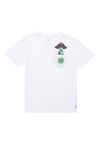 T-shirt en coton blanc avec un design de poche représentant un alien vert et un vaisseau spatial, des accents violets et une bordure texturée autour de la poche.