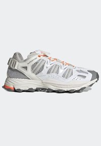 adidas Originals Trainers - white