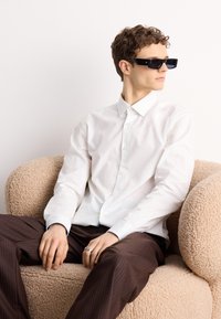 HUGO KOEY - Camicia elegante - open white