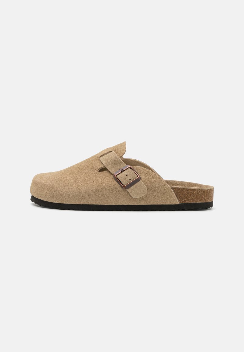 Pier One LEATHER UNISEX Clogs beige Zalando.at