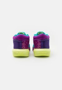 Nike Performance LEBRON WITNESS - Obuća za košarku - field purple/white/dusty cactus