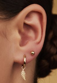 Isabel Bernard Cadeau d'Isabel - Earrings - gold coloured