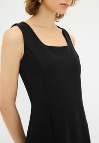 adL SLEEVELES SQUARE COLLOR - Etuikjole - black