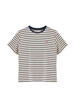 T-shirt à manches courtes rayé en crème et marine, avec un col rond et un petit logo rouge sur la poitrine gauche. Tissu en coton doux.