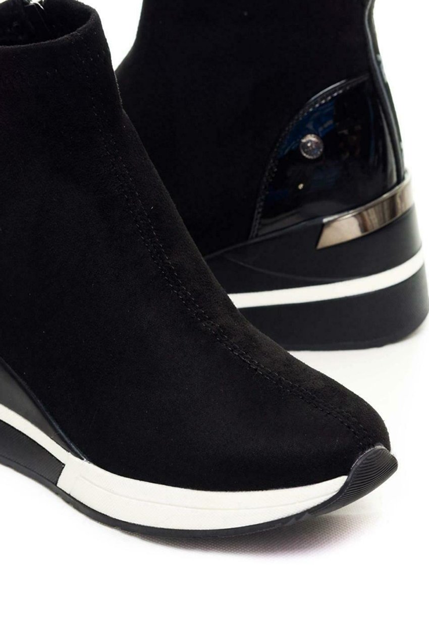 XTI Botines bajos - black/negro - Zalando.es