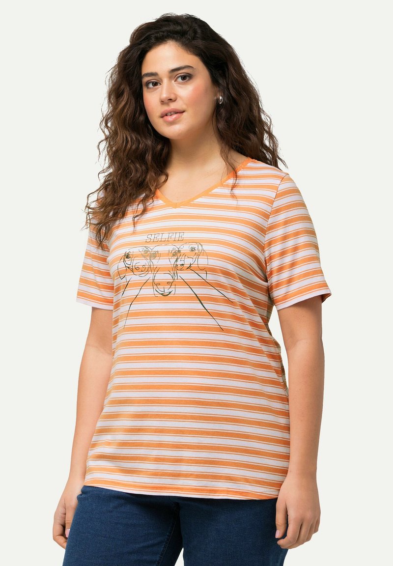 Ulla Popken STRIPED ANIMAL GRAPHIC - T-shirt print - apricot