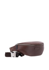 Braune Leder-Bauchtasche mit glatter Textur und silbernem Reißverschluss. Verfügt über einen Träger mit Kunststoffschnalle und einen Logopatch auf der Vorderseite.